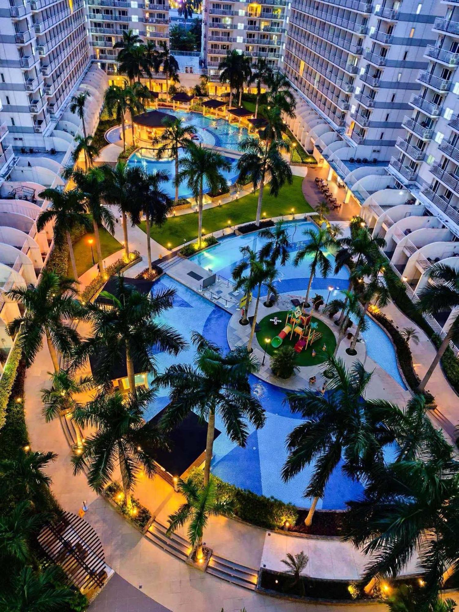 Pool View 333D Near Moa With Balcony Manila Exterior foto